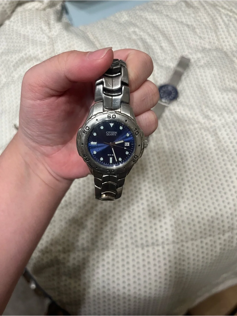 Wearable wristwatch